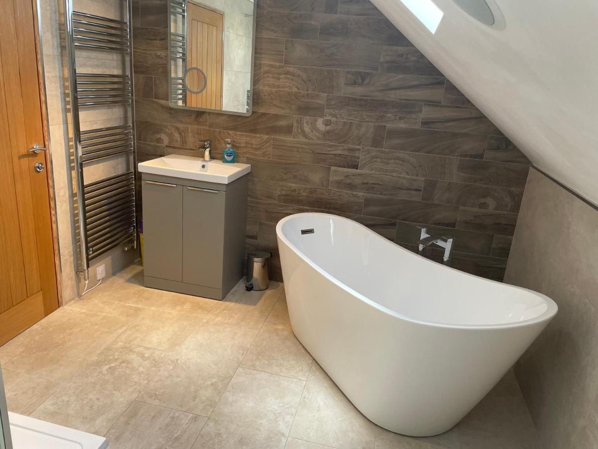 Fabulous 2 Bed Apartment Penrith Exterior photo